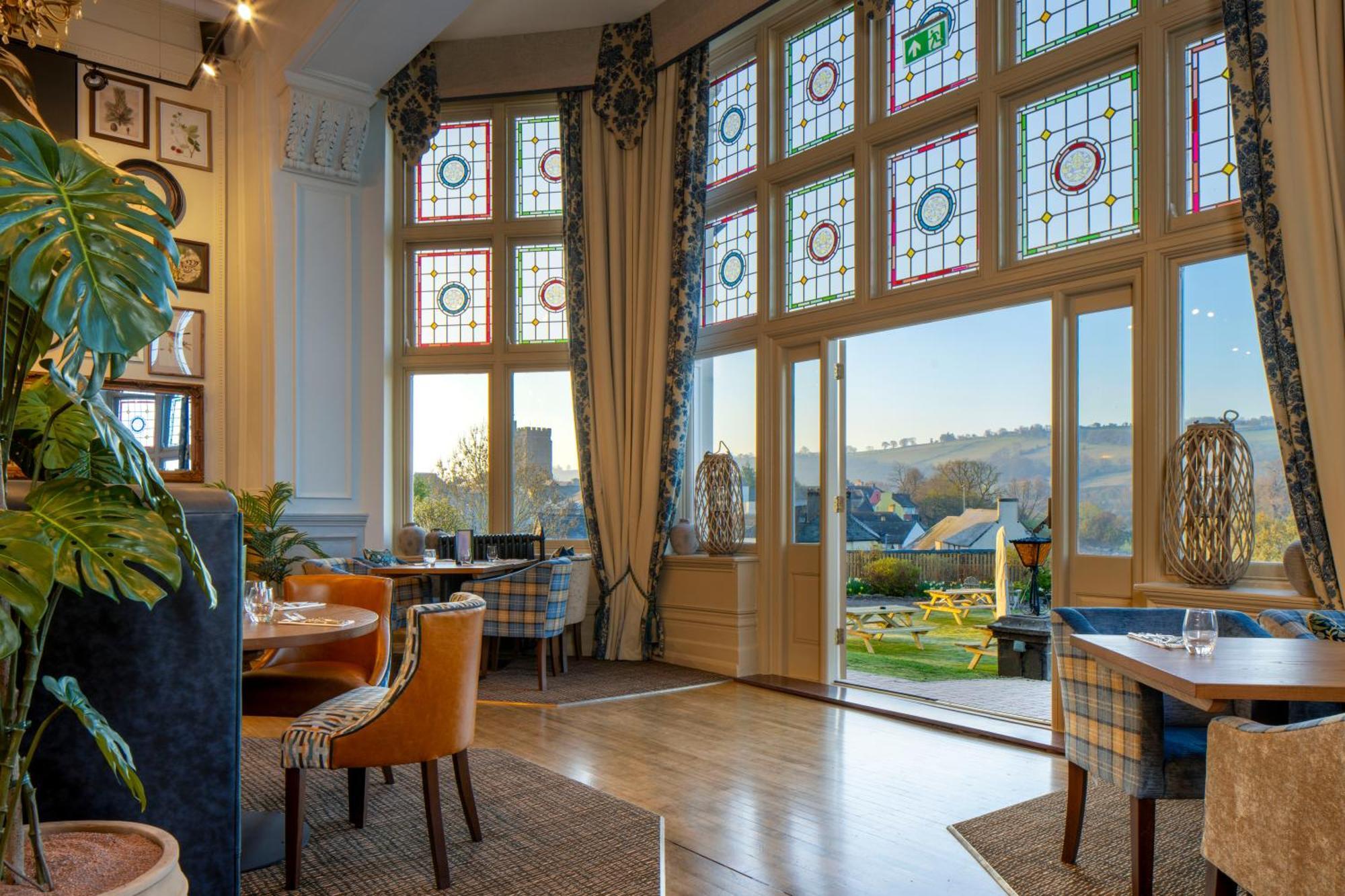 The Castle Of Brecon Hotel, Brecon, Powys Exteriér fotografie