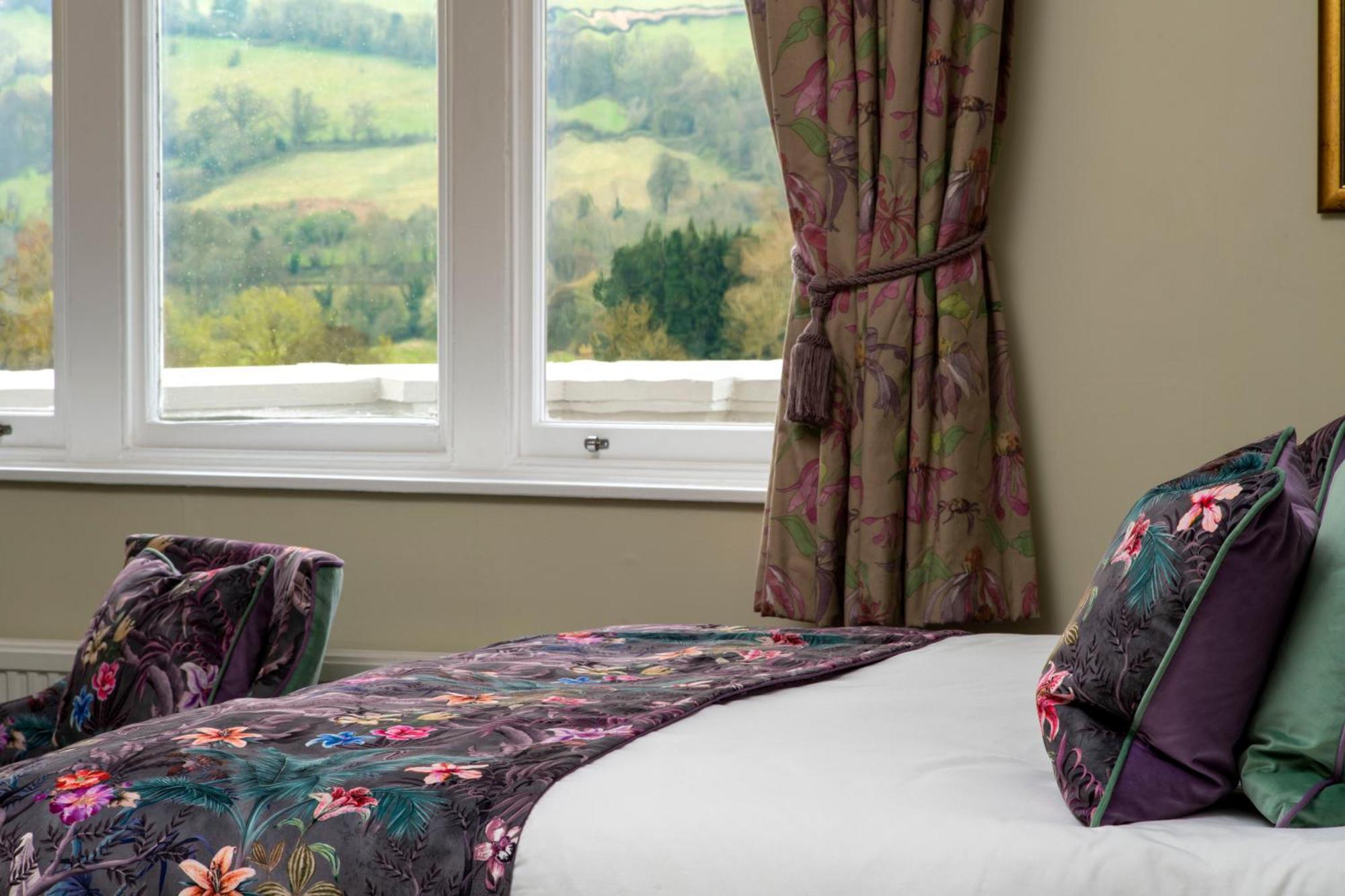 The Castle Of Brecon Hotel, Brecon, Powys Exteriér fotografie
